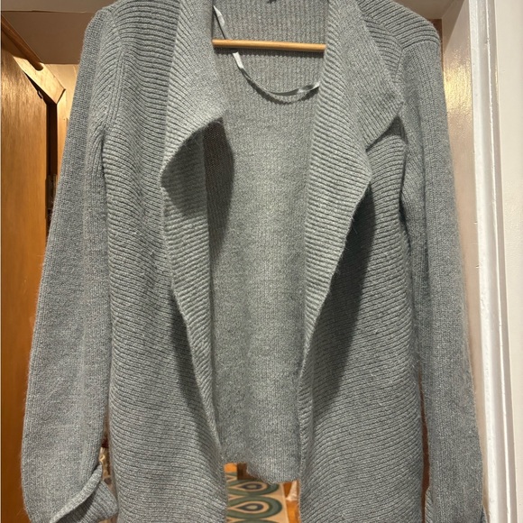 Beautiful grey Banana Republic open cardigan very good condition - Picture 1 of 5